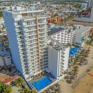 Hotel Pacific Palace Tower